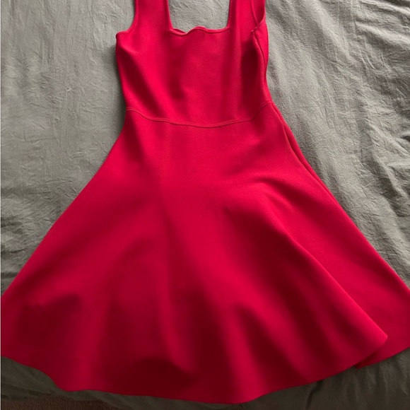 BCBG RED DRESS - Picture 5 of 5